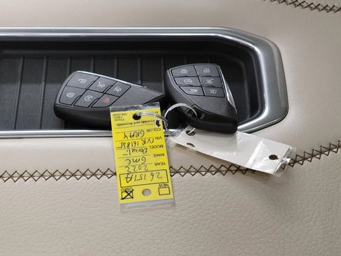 Used 2022 GMC Yukon Denali w/ Advanced Technology Package AWD/4WD image 30