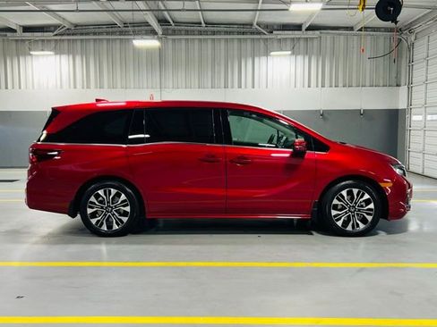 New 2026 Honda Odyssey Elite image 22