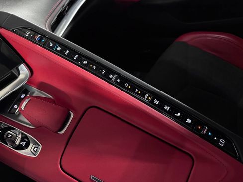 Used 2022 Chevrolet Corvette Stingray Preferred Cpe w/ Z51 Performance Package RWD image 34