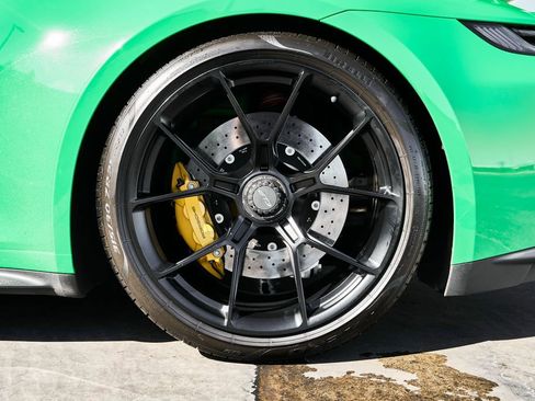 Used 2023 Porsche 911 GT3 RWD image 22