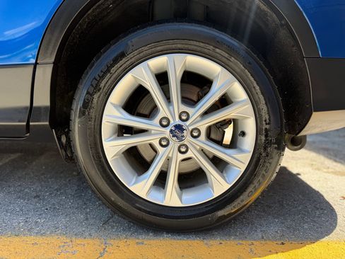 Used 2018 Ford Escape SE w/ SE Sync 3 Package image 19