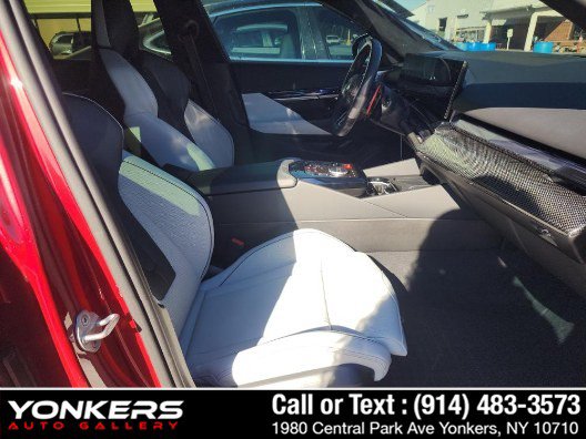 Used 2026 BMW M5 w/ Carbon Package AWD/4WD image 7