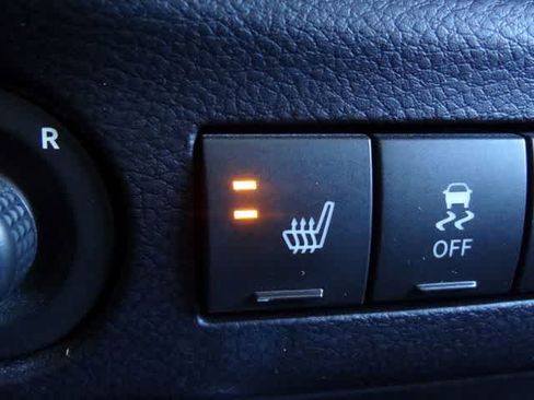 Used 2016 Jeep Wrangler Unlimited Rubicon AWD/4WD image 29