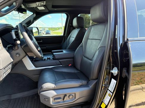 Used 2026 Toyota Tundra Platinum AWD/4WD image 30
