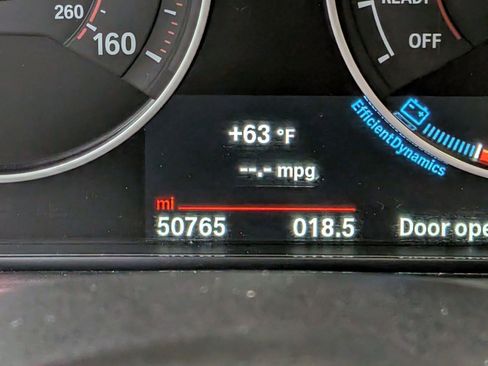 Used 2020 BMW 430i Coupe w/ Convenience Package image 19