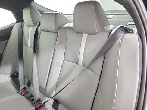 Used 2026 Toyota Camry SE FWD image 13