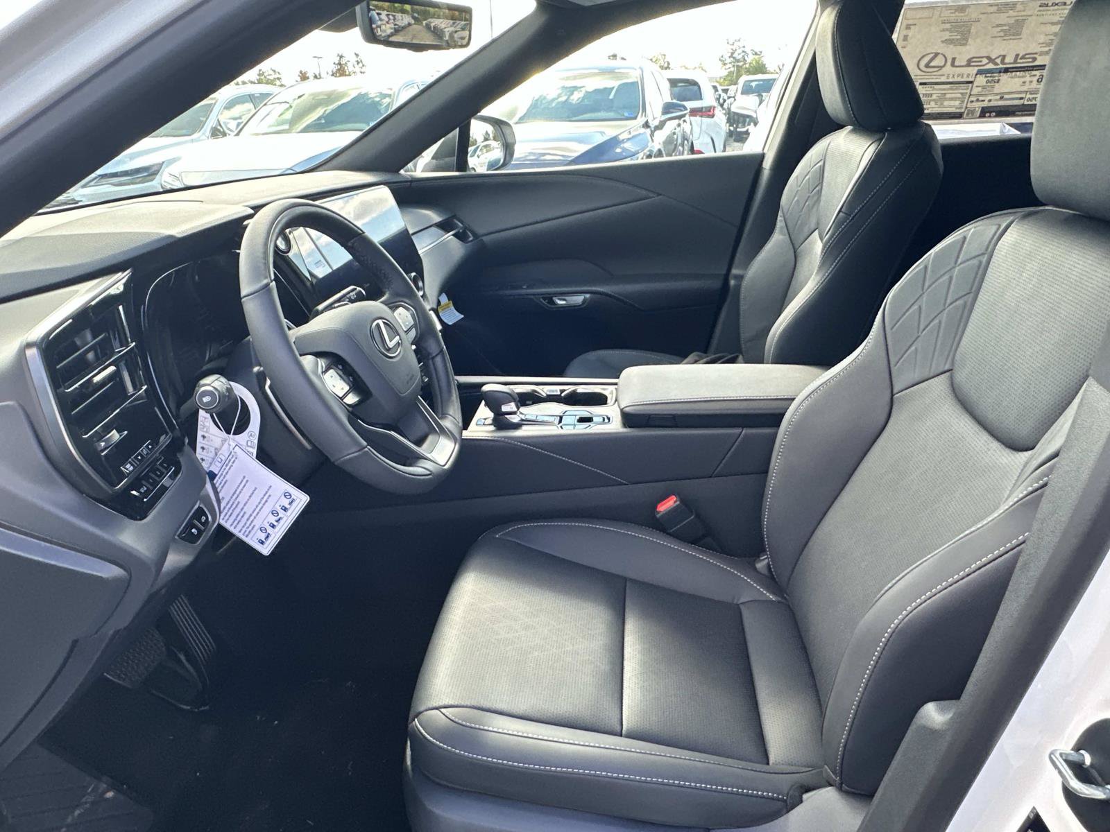 New 2026 Lexus RX 350h AWD/4WD image 18