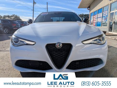 Used 2021 Alfa Romeo Giulia Ti w/ Nero Edizione image 8