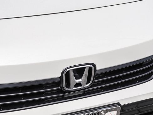 Used 2024 Honda Civic EX image 4