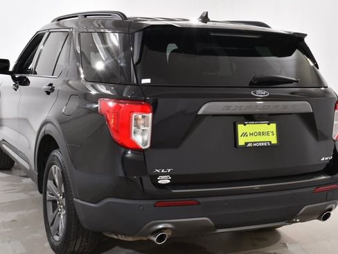 Used 2023 Ford Explorer XLT w/ Equipment Group 202A AWD/4WD image 14