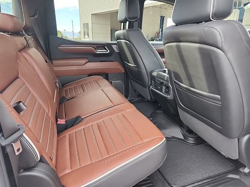 Used 2024 GMC Sierra 1500 Denali Ultimate AWD/4WD image 22