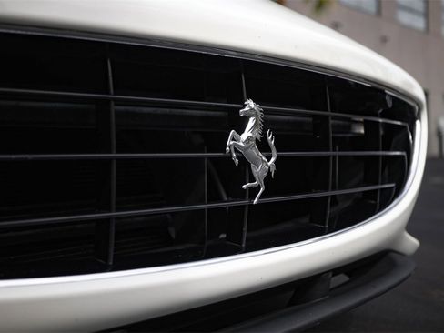 Certified 2012 Ferrari California image 13