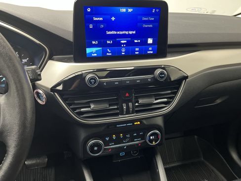 Used 2020 Ford Escape SEL image 19