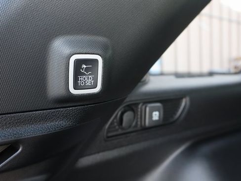 New 2025 Jeep Grand Cherokee Limited w/ Luxury Tech Group II image 38