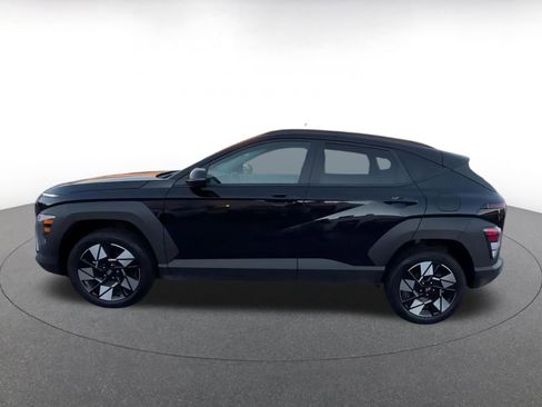 Used 2025 Hyundai Kona SEL image 9