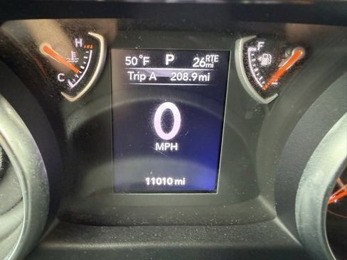 Used 2019 Jeep Wrangler Sport S image 18