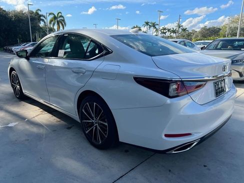 New 2025 Lexus ES 350 350 image 5