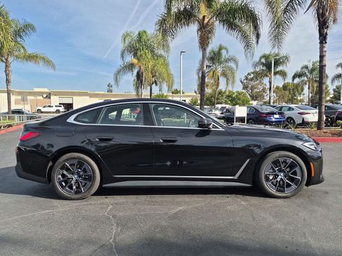 Used 2023 BMW i4 eDrive40 RWD image 11