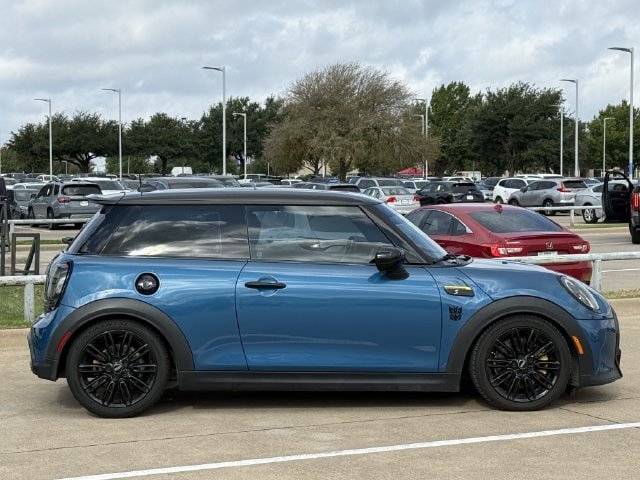 Used 2022 MINI Cooper S w/ Premium Package FWD image 3