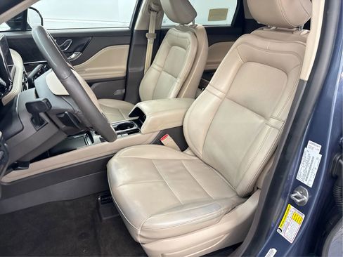 Used 2022 Lincoln Corsair AWD w/ Equipment Group 101A image 13