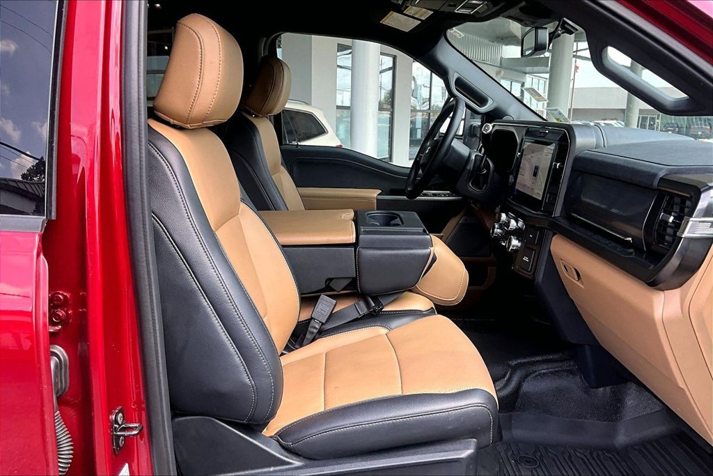 Certified 2026 Ford F450 Lariat w/ Lariat Premium Package AWD/4WD image 6