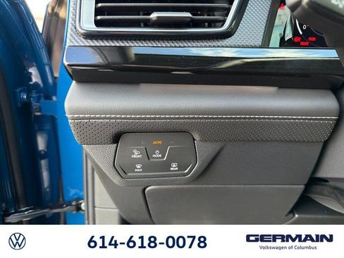 New 2026 Volkswagen Atlas Cross Sport SEL Premium R-Line image 27