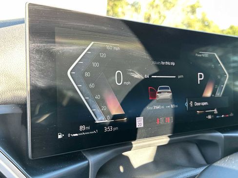 Used 2025 BMW 330i xDrive Sedan image 24