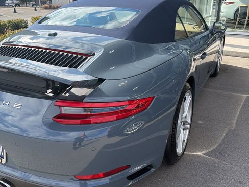Used 2017 Porsche 911 Carrera image 7