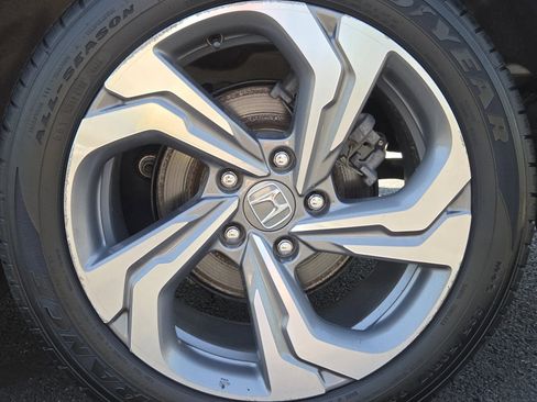 Certified 2018 Honda Accord EX image 14