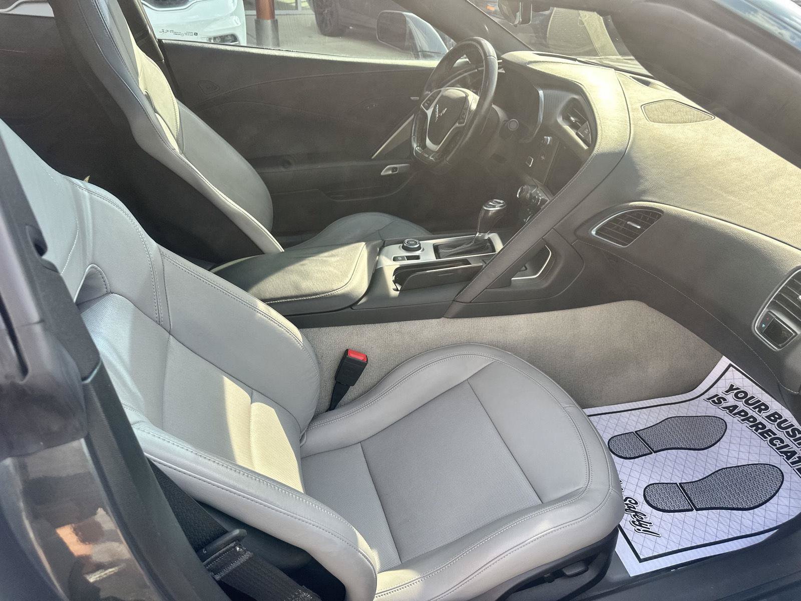 Used 2018 Chevrolet Corvette Z06 RWD image 10
