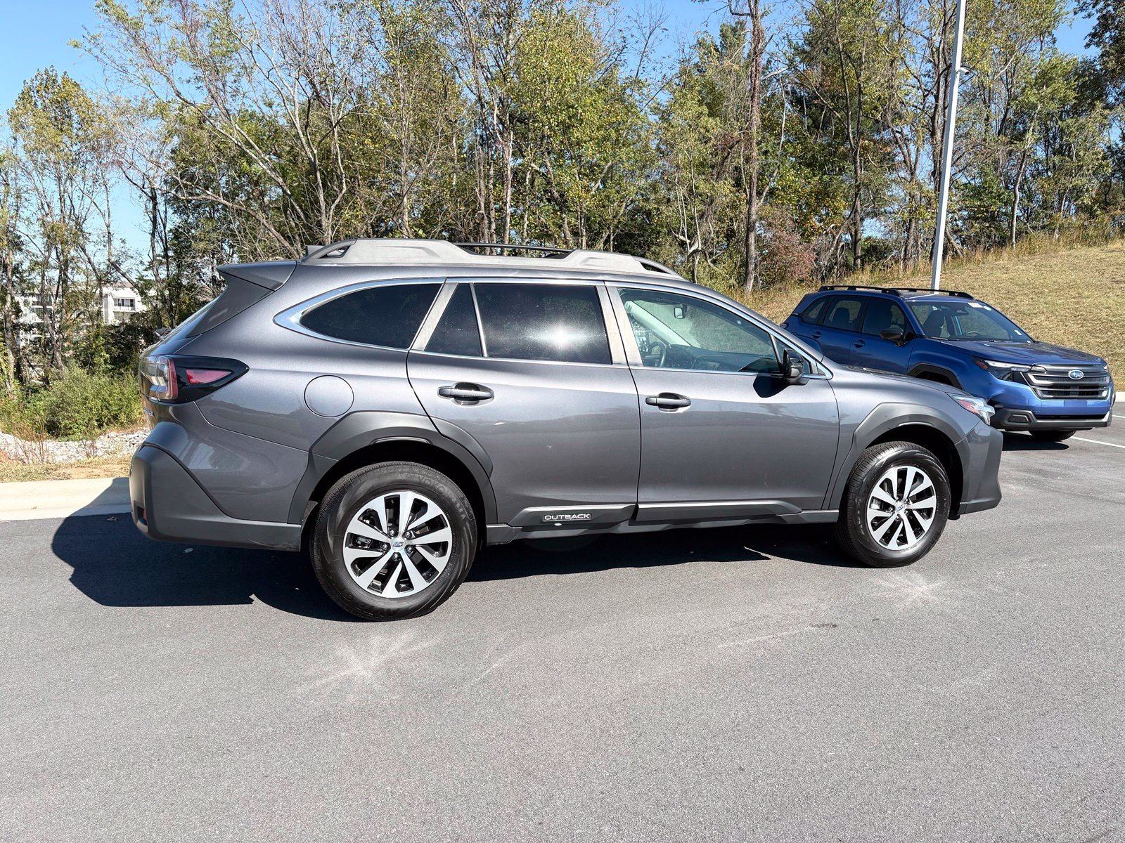 Certified 2024 Subaru Outback Premium AWD/4WD image 8