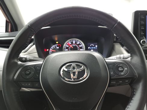 Used 2022 Toyota Corolla Cross LE FWD image 22