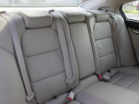 Used 2009 Acura TL FWD image 24