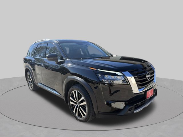 Used 2025 Nissan Pathfinder Platinum w/ Cargo Package AWD/4WD 360° Tour