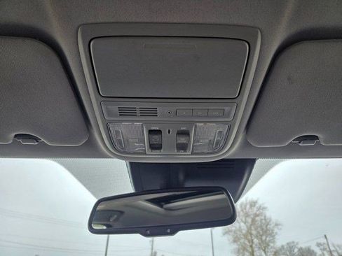Used 2022 Honda CR-V Touring image 32