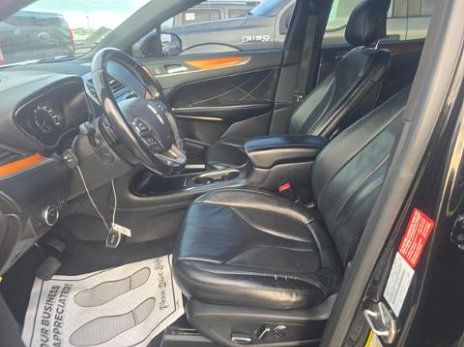 Used 2018 Lincoln MKC Select w/ Select Plus Package FWD image 7