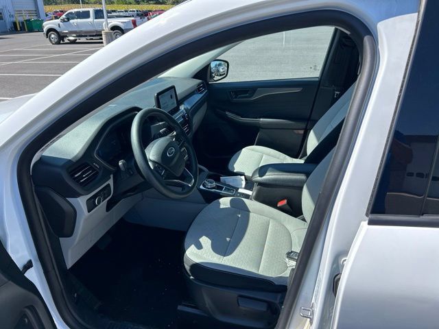 Used 2025 Ford Escape Active FWD image 9