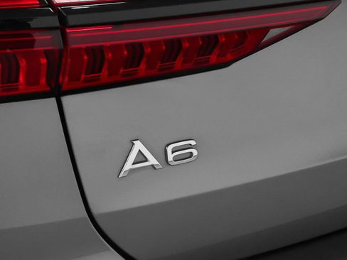 Used 2021 Audi A6 3.0T allroad Premium Plus w/ Executive Package AWD/4WD image 17