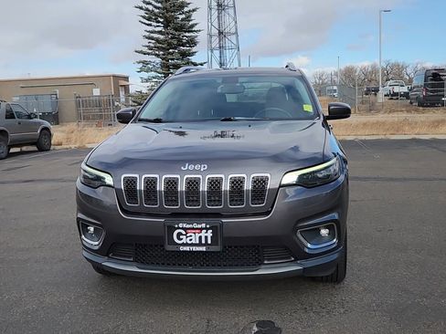 Used 2019 Jeep Cherokee Limited image 4