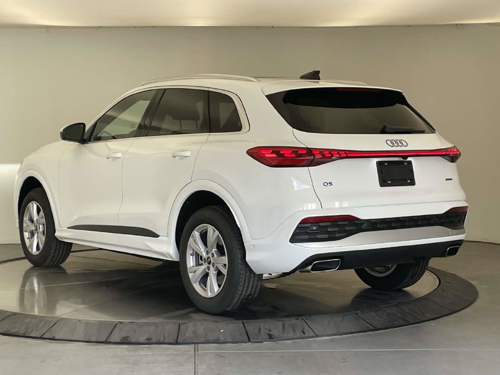 New 2026 Audi Q5 Premium AWD/4WD image 3