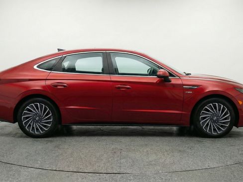 Used 2025 Hyundai Sonata SEL FWD image 11