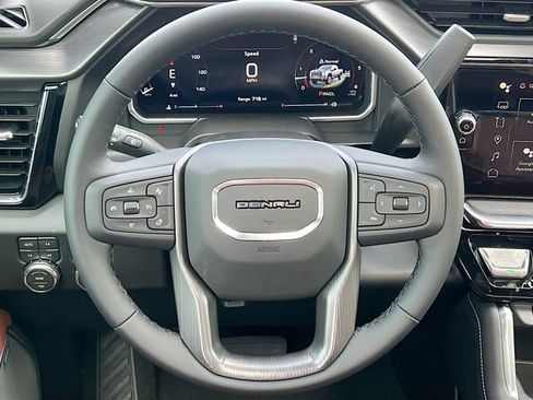 New 2026 GMC Sierra 2500 Denali Ultimate AWD/4WD image 7
