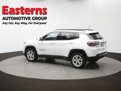 Used 2024 Jeep Compass Latitude AWD/4WD image 57