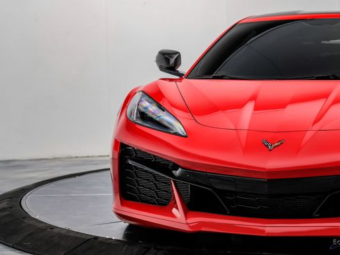 Used 2023 Chevrolet Corvette Z06 w/ Stealth Interior Trim Package RWD image 40