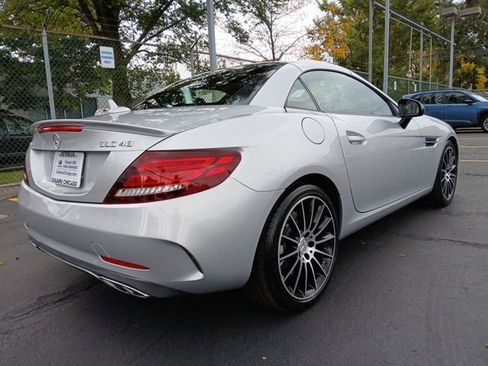 Used 2017 Mercedes-Benz SLC 43 AMG image 4