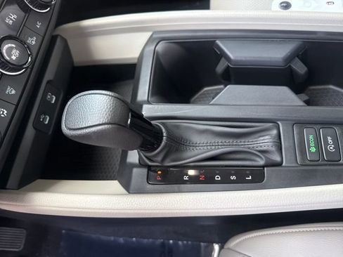 Used 2025 Honda Accord SE image 18