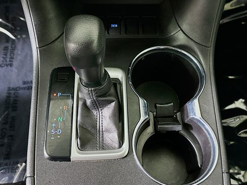 Used 2019 Toyota Highlander LE image 20