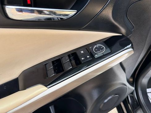 Used 2015 Lexus IS 250 RWD image 12