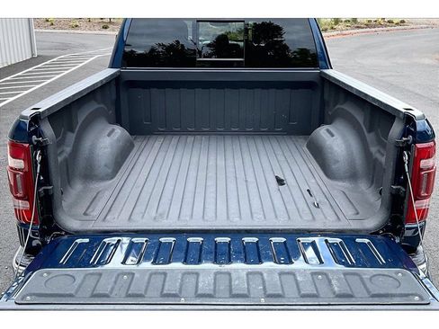 Used 2021 RAM 1500 Laramie AWD/4WD image 34