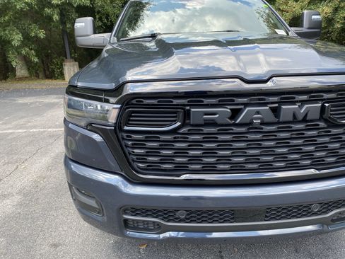 Used 2025 RAM 1500 Big Horn AWD/4WD image 14